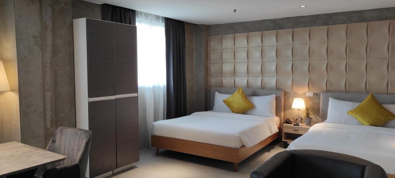 City Park Hotel Residences Taguig Eksteriør billede