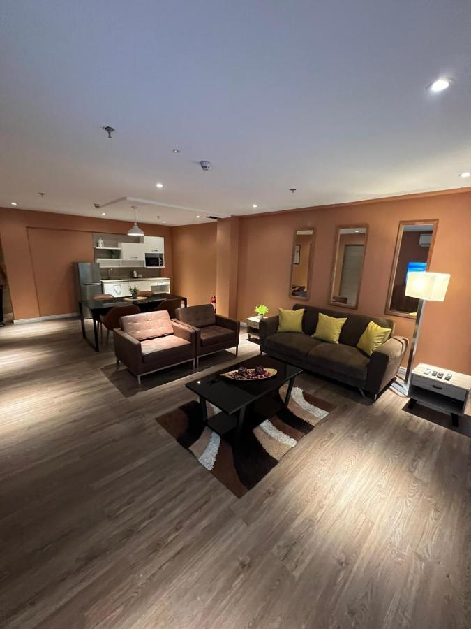 City Park Hotel Residences Taguig Eksteriør billede