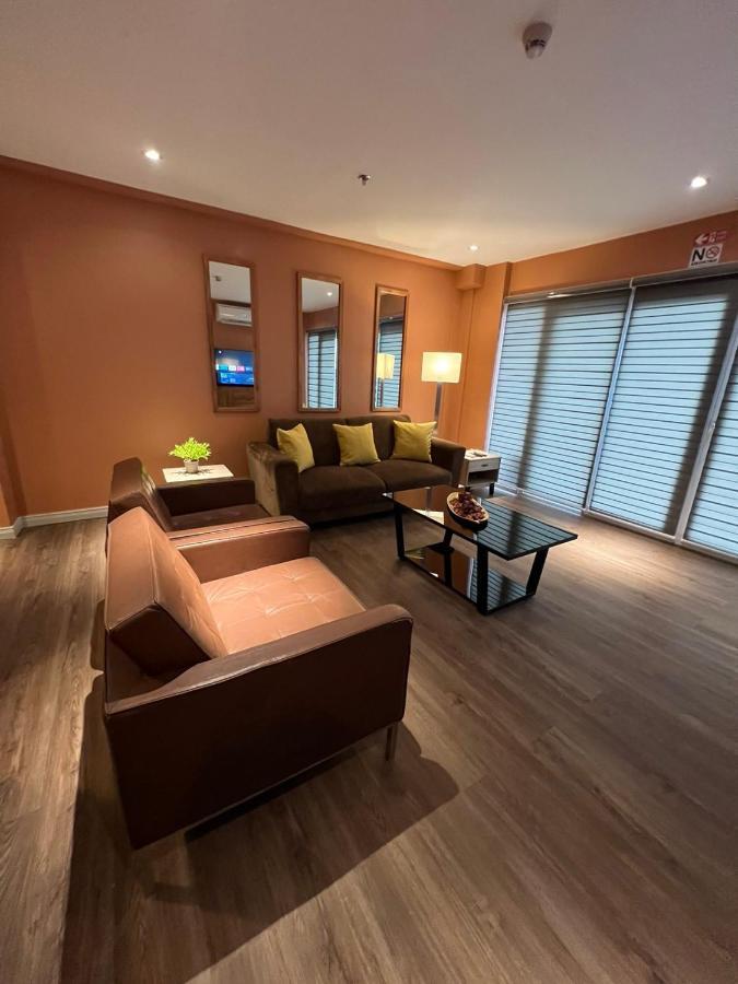 City Park Hotel Residences Taguig Eksteriør billede